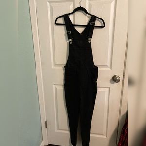 Levi’s Black Skinny Overalls